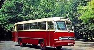 Mercedes Benz autobus O 321 H / HL 