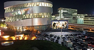 Cine car-Museo Mercedes Benz