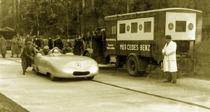 mercedes benz competición,record velocidad,coche clásico aleman,velocidad