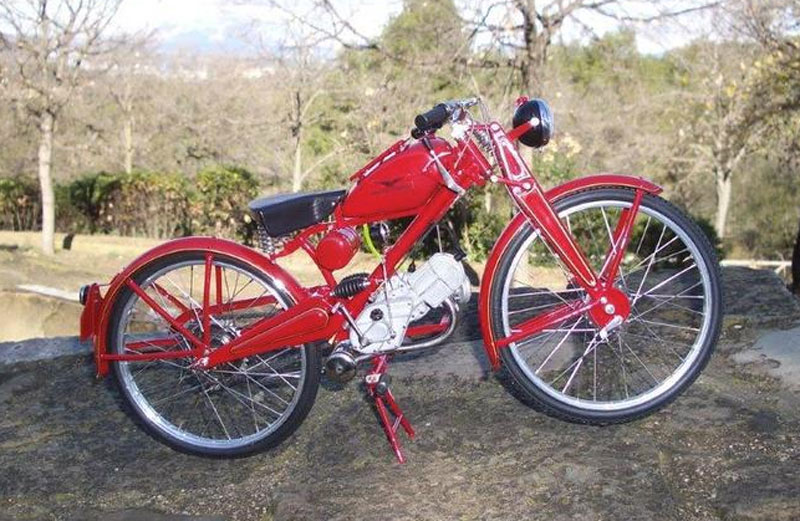 Maqueta Guzzi 65 Pere Tarrgó