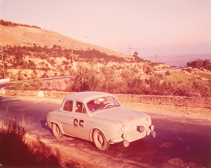 Coches Clásicos Populares . Renault Dauphine Rally