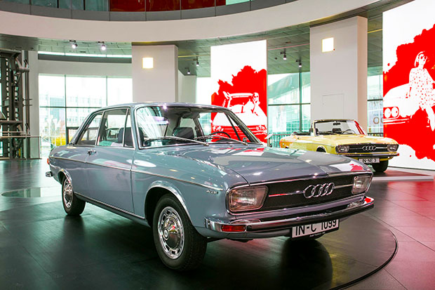 Audi 100 History