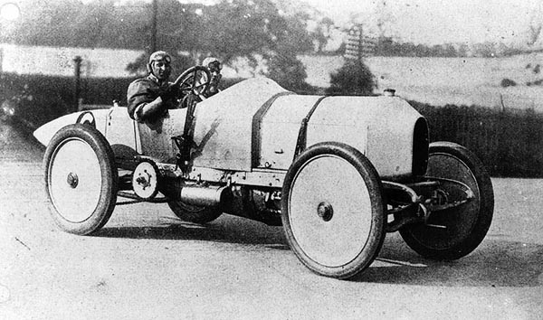 Brooklands - Primeros coches carreras