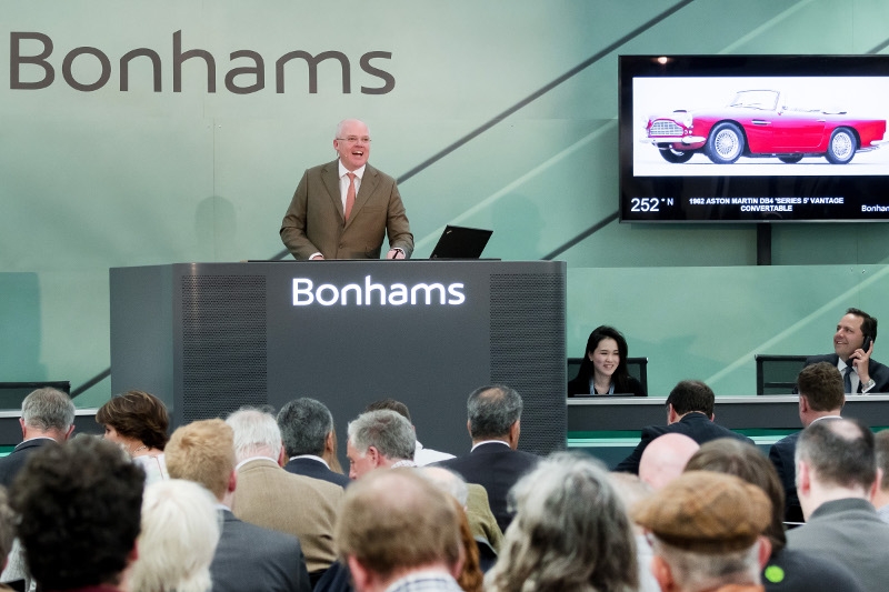 subasta automóviles  Aston Martin por Bonhams