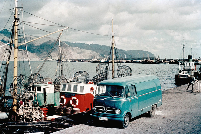 Furgoneta Mercedes años 60